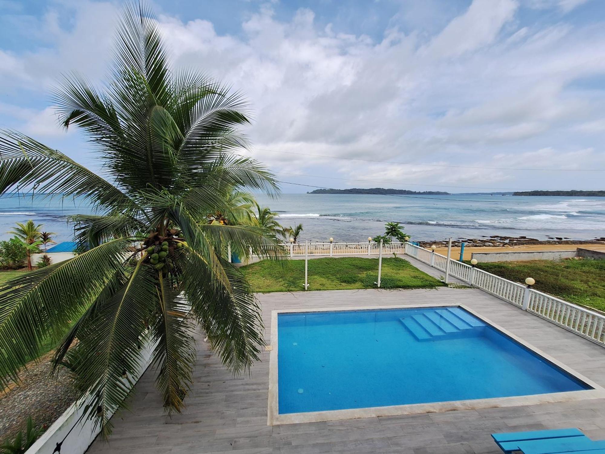 Paunch Beach Retreat Bocas del Toro Eksteriør billede