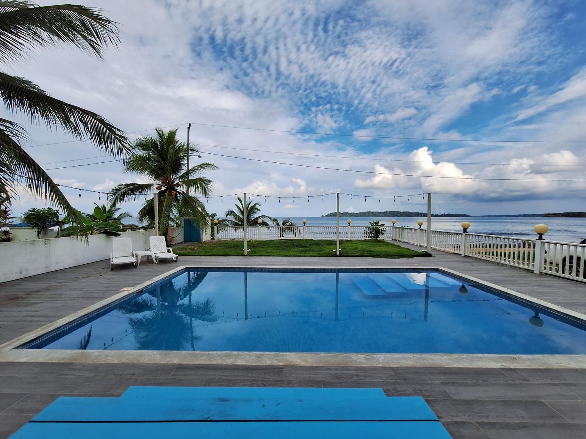 Paunch Beach Retreat Bocas del Toro Eksteriør billede